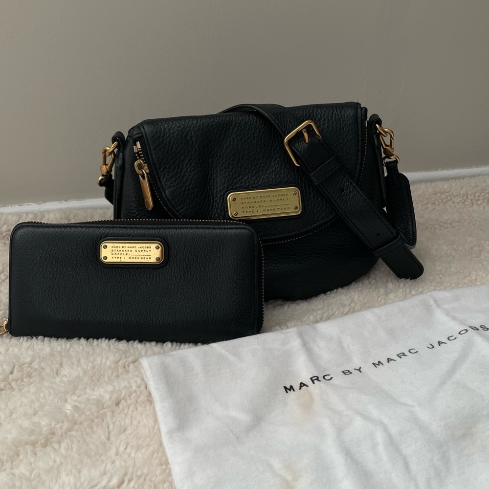 MARC BY MARC JACOBS LEATHER NATASHA MINI CROSSBODY BAG + WALLET